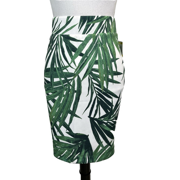 INC International Concepts Skirt size Medium Green Tropical Bloom Pencil Knee - Picture 1 of 7